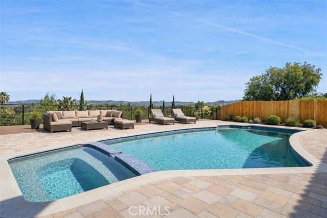 5952 Maury Avenue, Woodland Hills, CA 91367