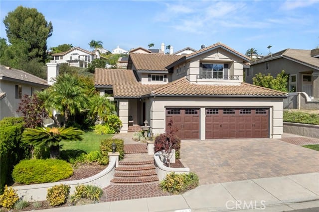 984 South Creekview