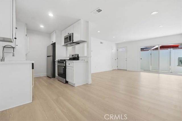 307 North Tustin