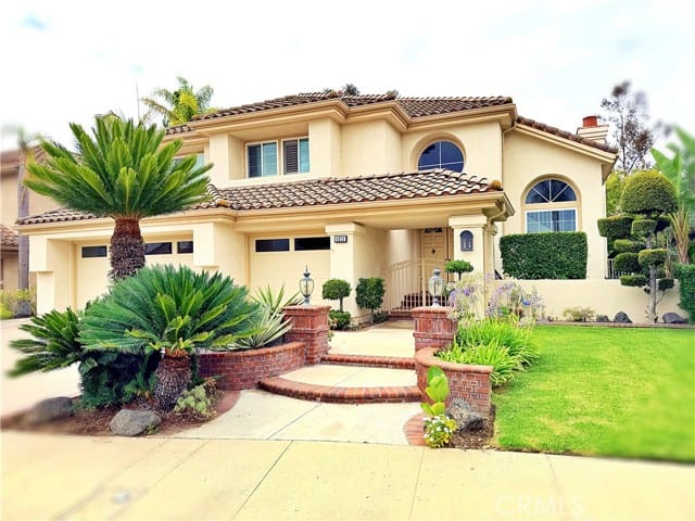 8312 East Hillsdale