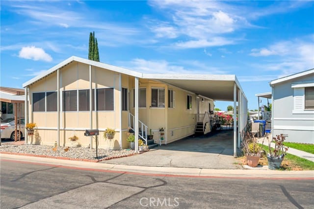 27361 Sierra hwy