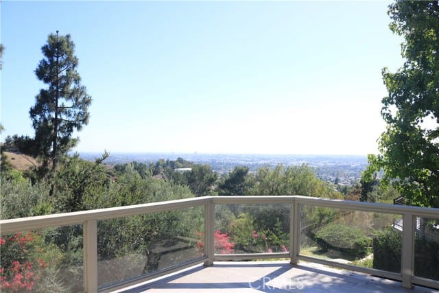 4310 East Terra Vista