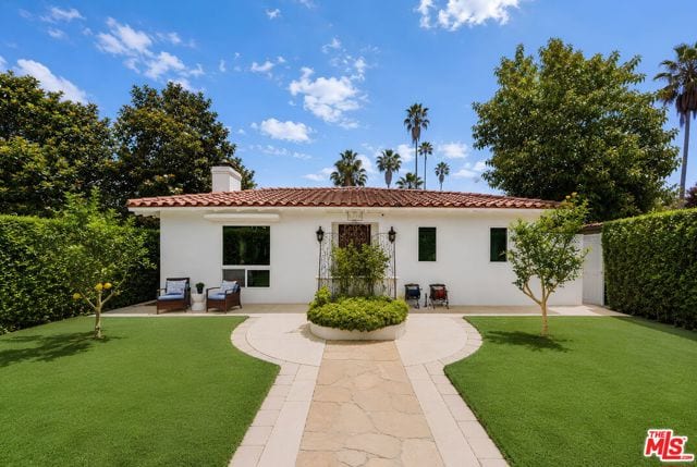 256 North Doheny Drive