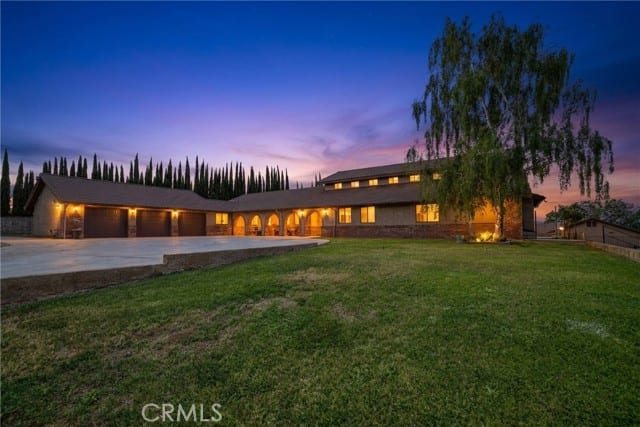 8956 Oak Creek Rd