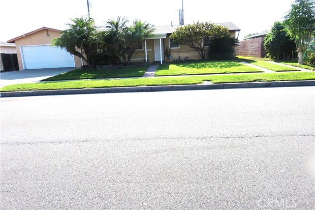 433 South Danbrook