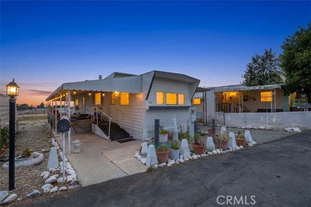 39060 Cherry Valley Boulevard
