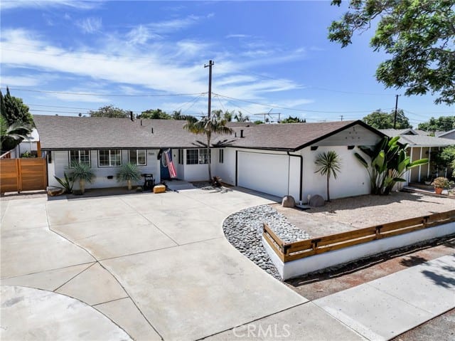 1566 West Crone