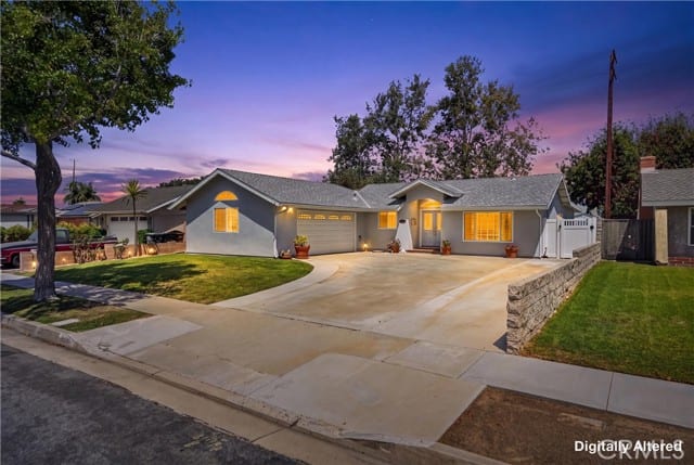 4445 East Alderdale