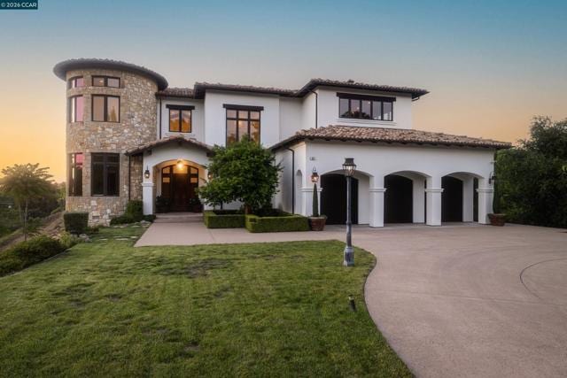 32 Copenhagen Ct