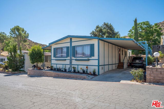 27722 Moonridge Lane