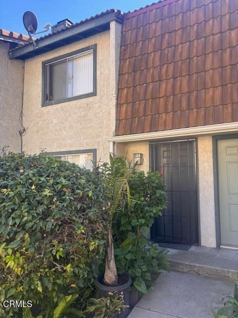 114 East Ventura Street