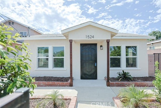 1524 West 223rd Street