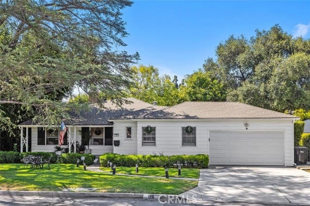 126 West Floral Avenue