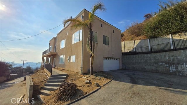 587 Devonwood Road