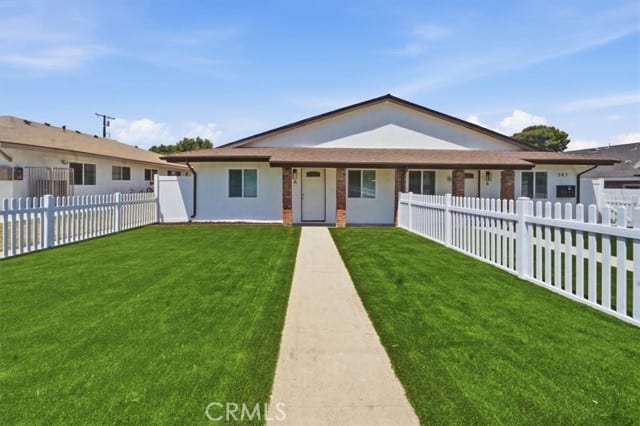 307 North Tustin