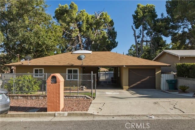 910 West George