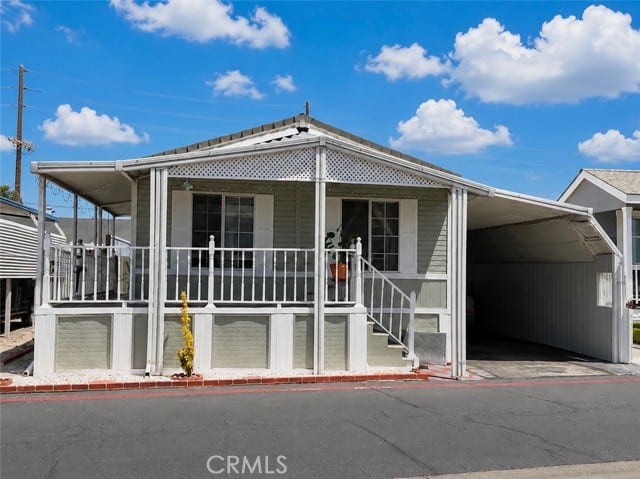 21500 Lassen Street