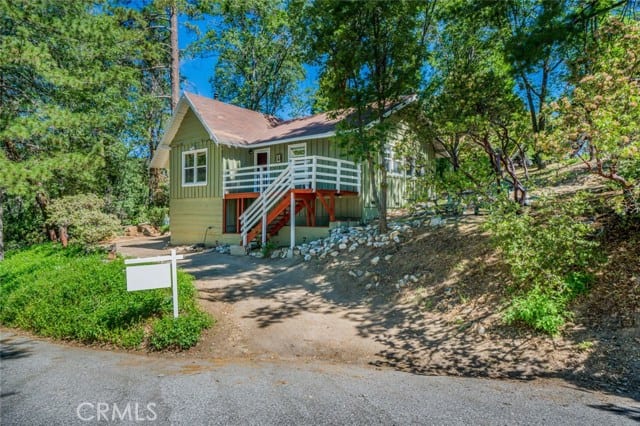 6088 Maple Avenue