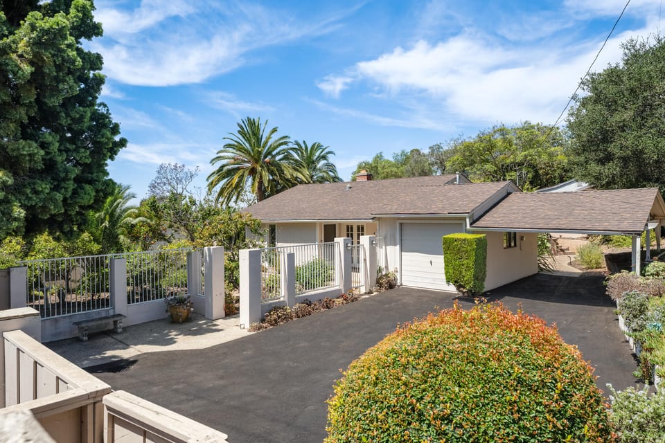 3930 Foothill Road