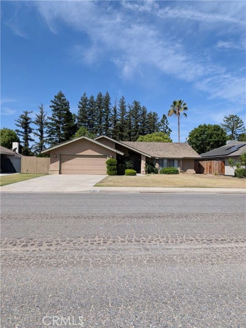 8817 Sierra Oak