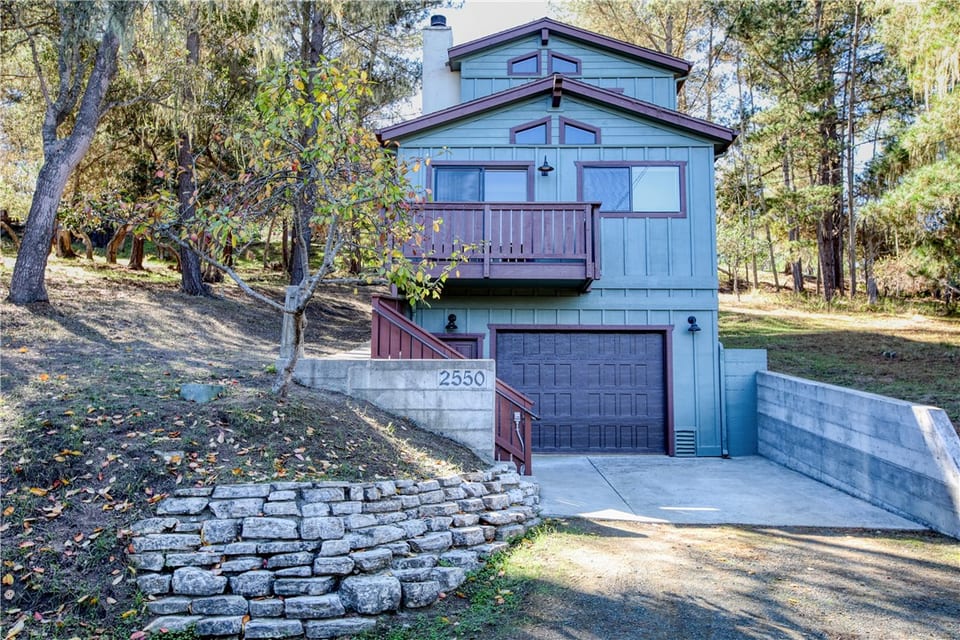 2550 Emerson Road