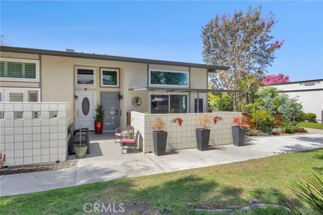 1891 McKinney Way, M15 26C, Seal Beach, CA 90740