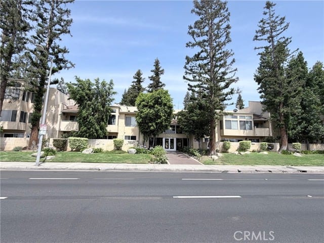7800 Topanga Canyon Blvd