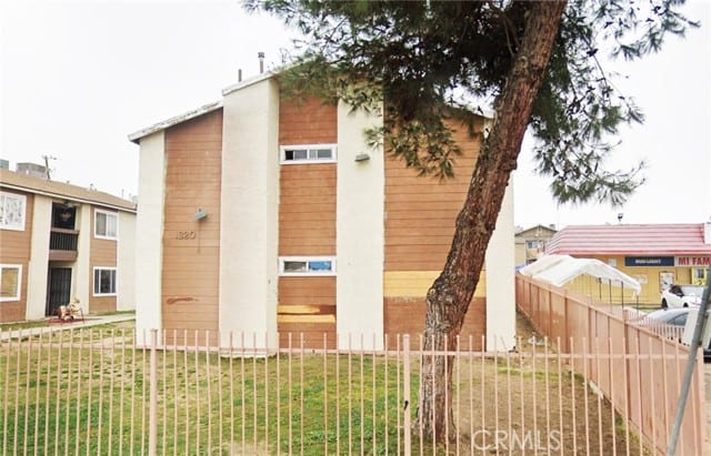 1320 Flower Street