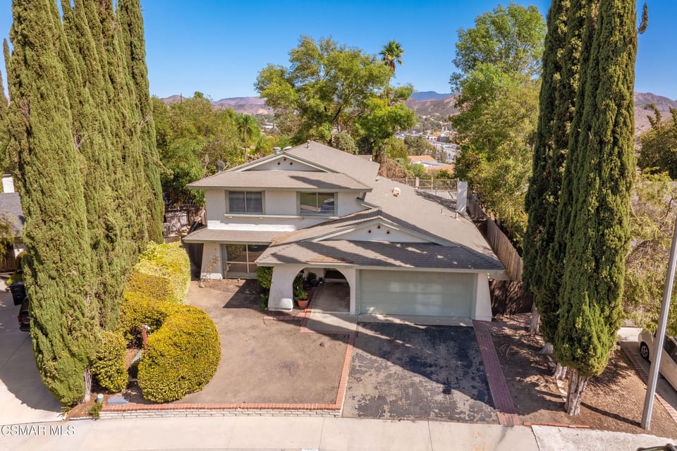 29315 Tree Hollow Glen