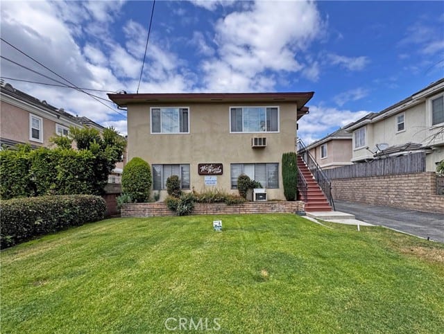 207 South 3rd