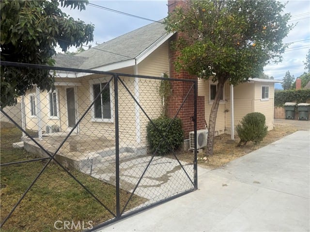 1108 South Eighth Ave