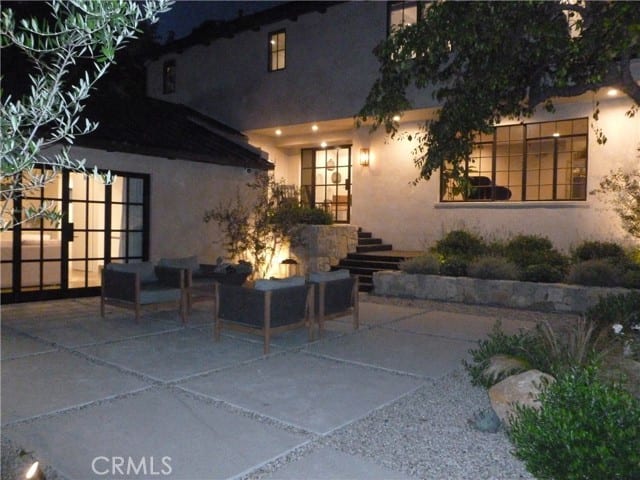 1094 Acanto Place