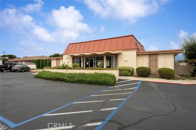 777 East Valley