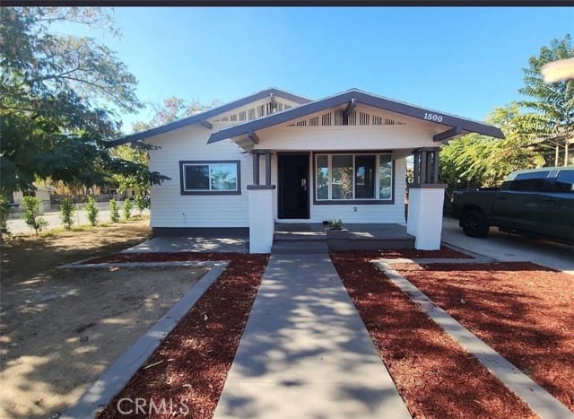 1500 Palm