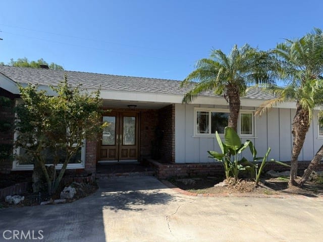 1564 West Tonia