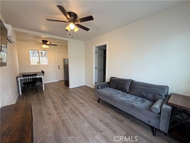 211 South Spring