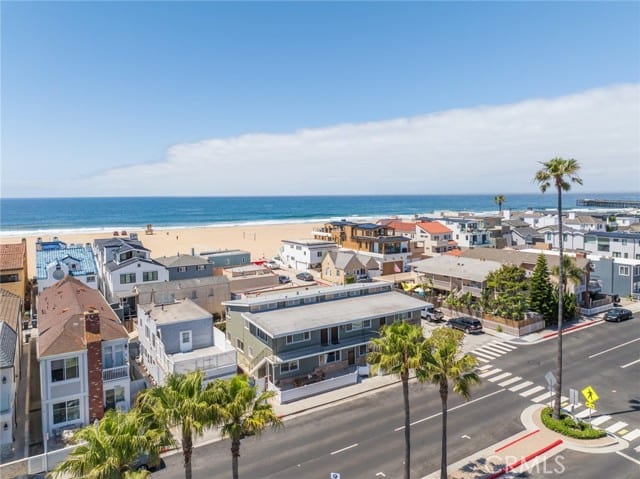 1733 West Balboa Boulevard