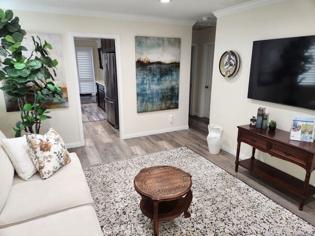 2697 West Parkside Lane