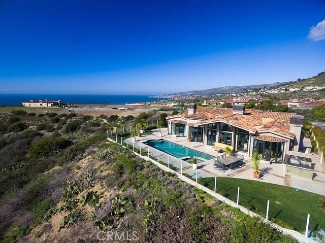 2990 Twin Harbors View