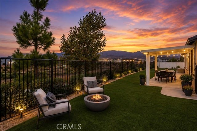 1389 Hazel Lane