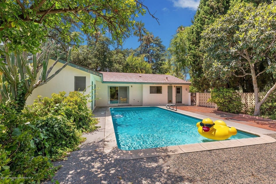 2216 Mar Vista Avenue