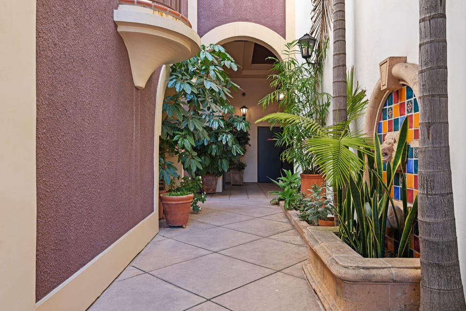350 Chapala Street 303, SANTA BARBARA, CA 93101