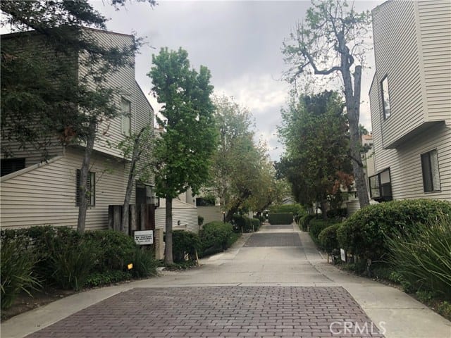 762 West Naomi Avenue