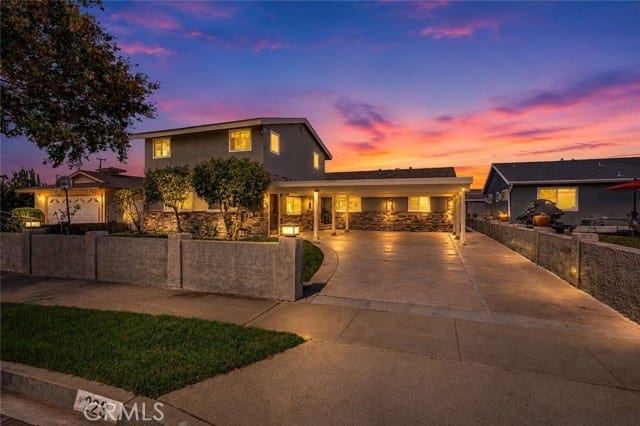 223 South Camellia
