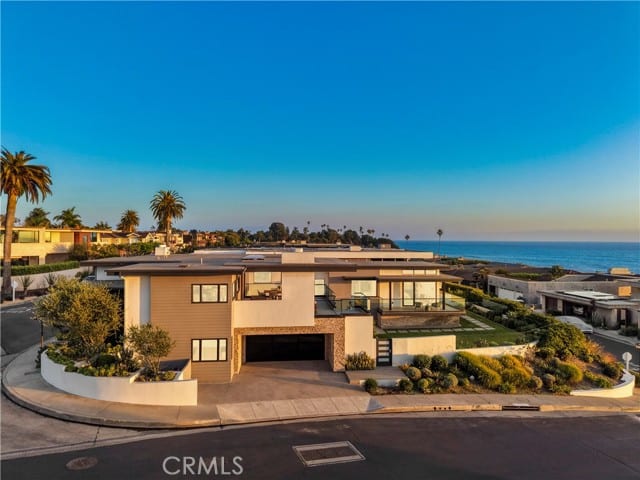 4004 Calle Louisa