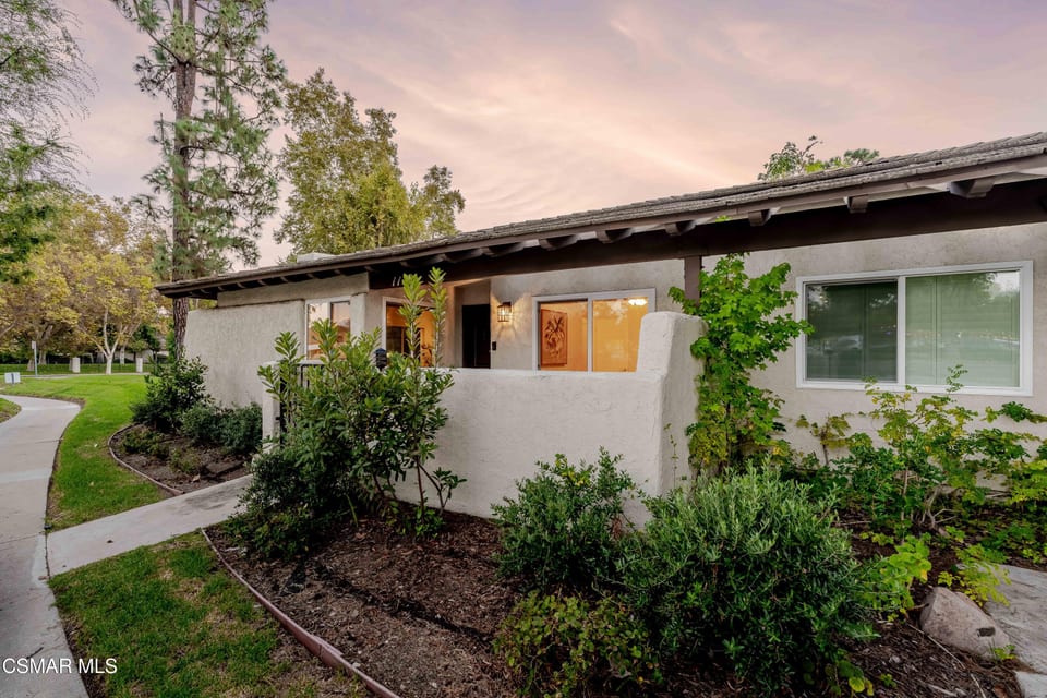 1124 Bright Glen Circle
