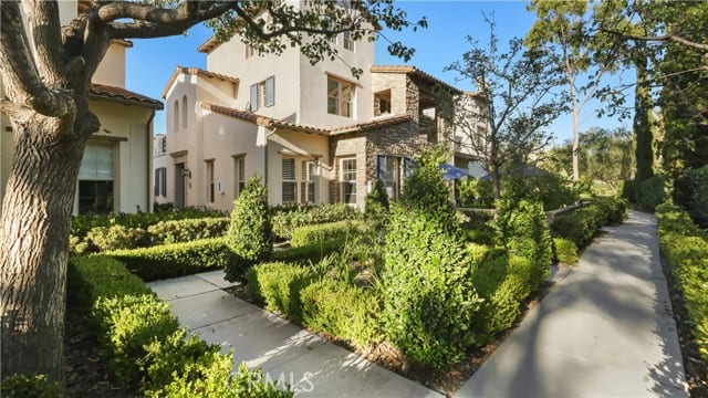 16 Talmont