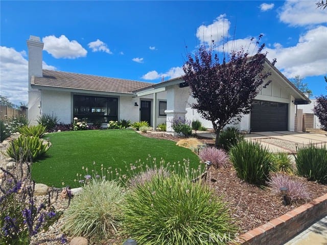 4722 Summit