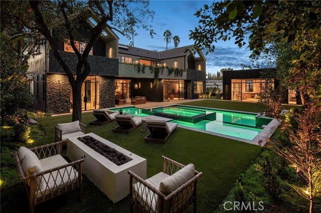 5134 Oakdale