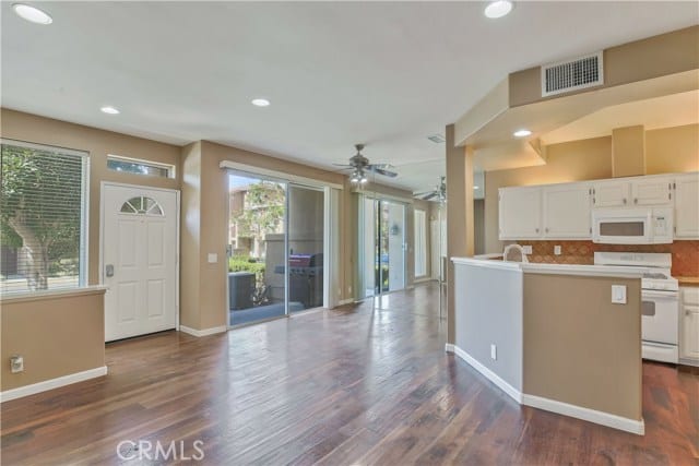 1069 South Positano